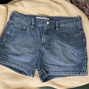 Women’s jean shorts